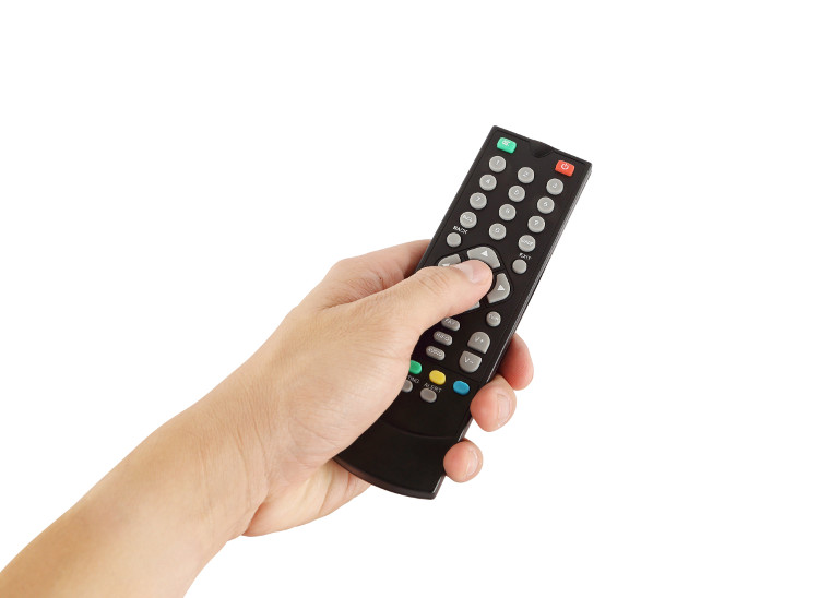 how to clean a remote control